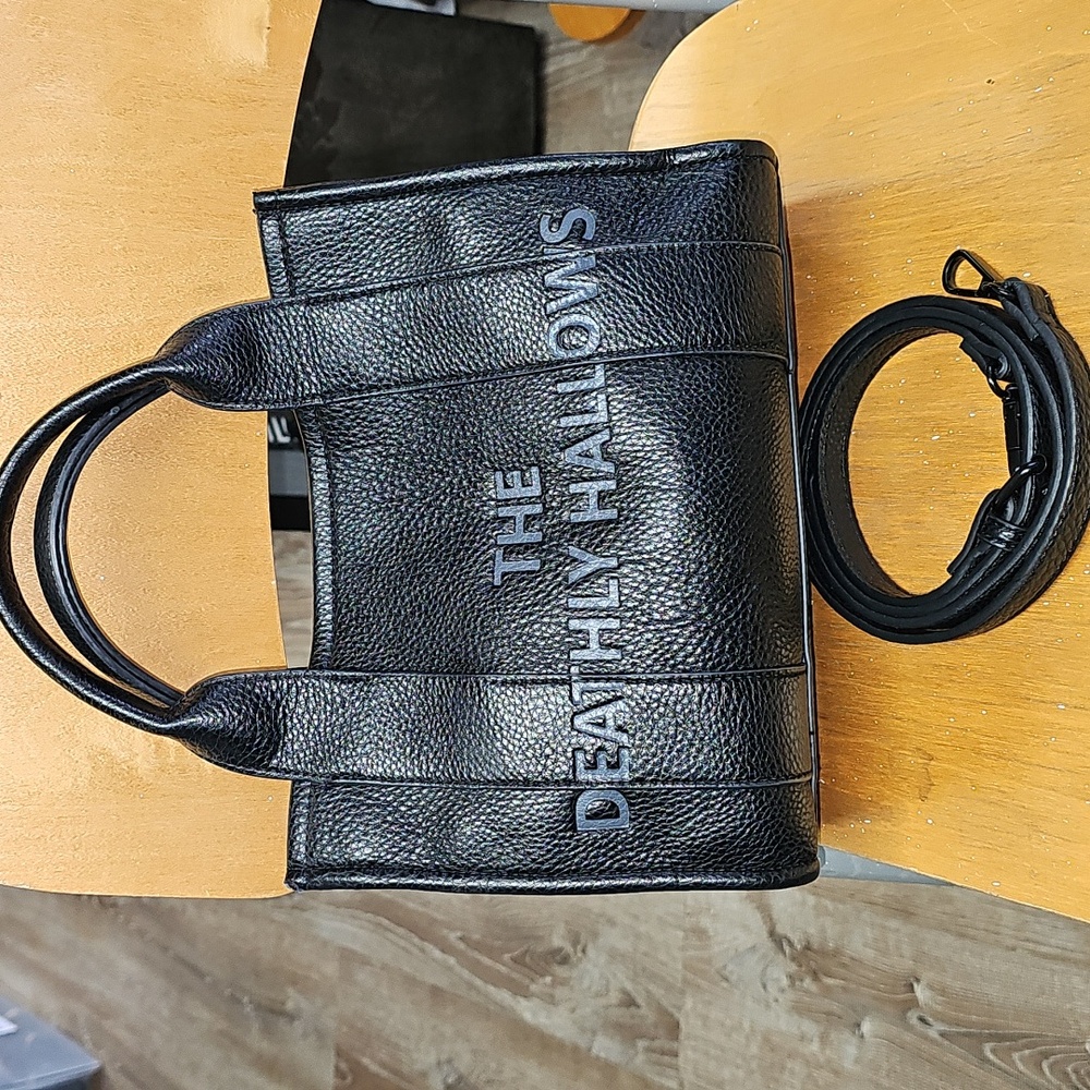 Wizarding World Of Harry Potter The Deathly Hallows Purse